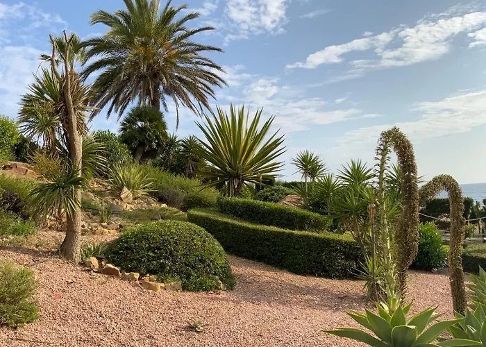 Casa Del Mar